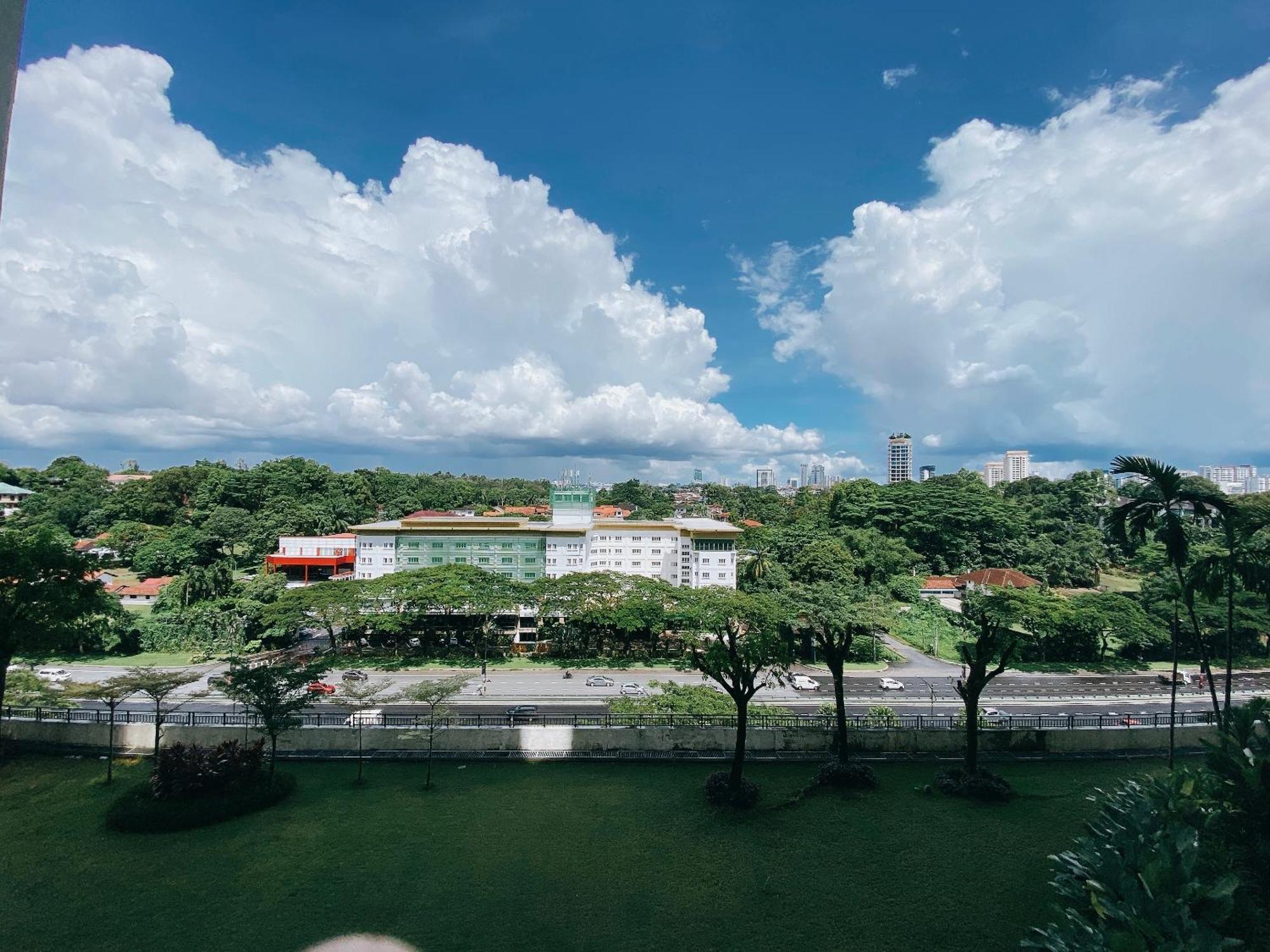 Seafront Country Garden Danga Bay By Lions Bay Apartment Джохор Бахру Стая снимка