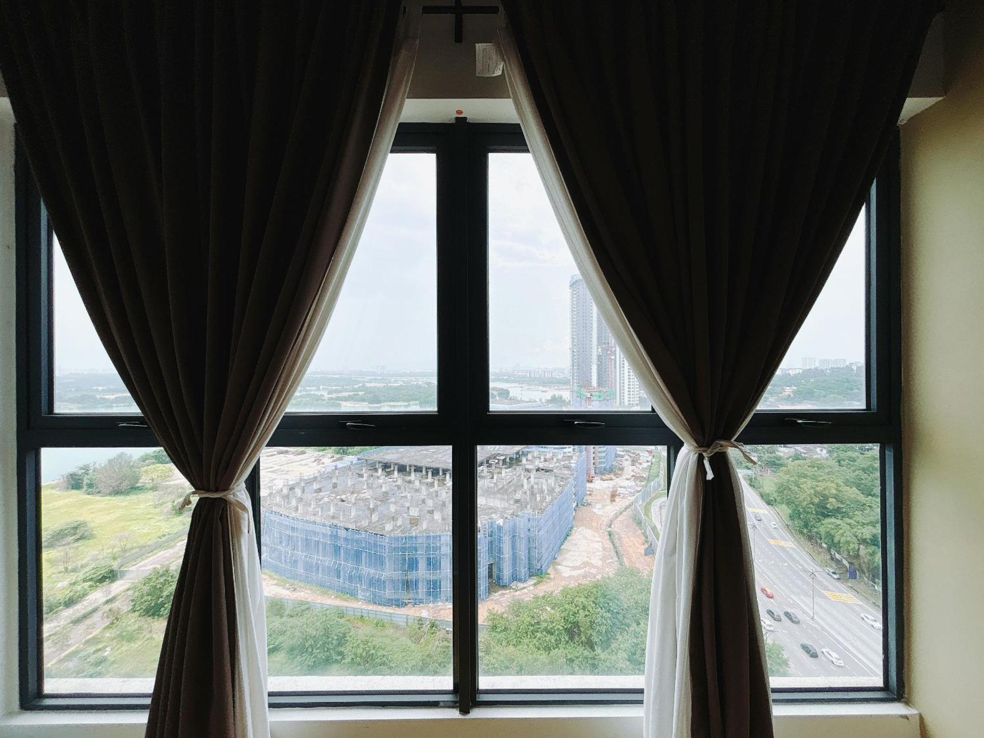 Seafront Country Garden Danga Bay By Lions Bay Apartment Джохор Бахру Стая снимка
